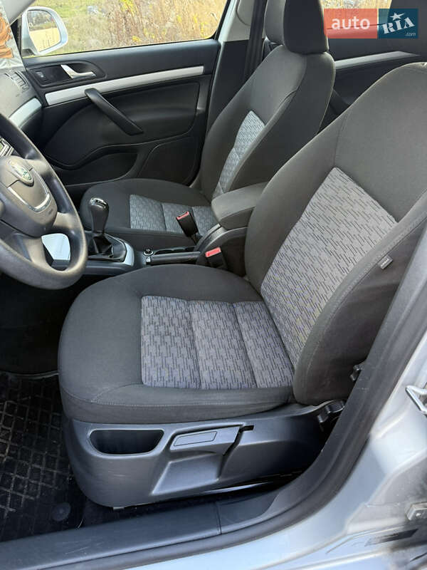 Универсал Skoda Octavia 2010 в Днепре