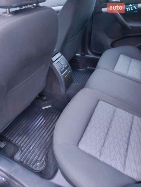 Лифтбек Skoda Octavia 2010 в Луцке фото 13 Лифтбек Skoda Octavia 2010 в Луцке