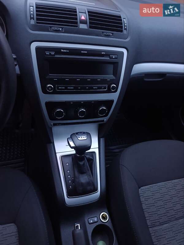 Лифтбек Skoda Octavia 2010 в Луцке фото 67 Лифтбек Skoda Octavia 2010 в Луцке