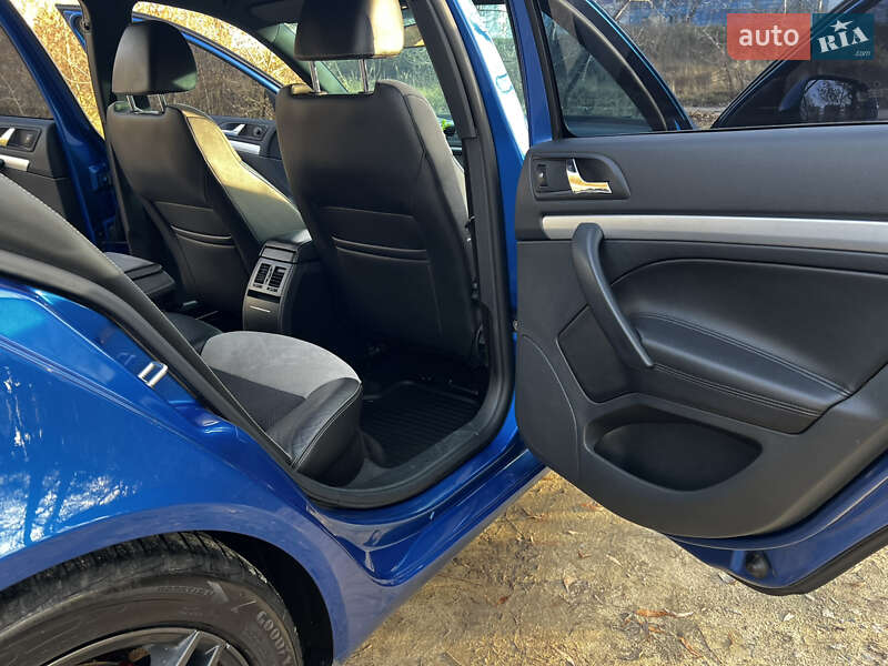 Лифтбек Skoda Octavia 2011 в Киеве