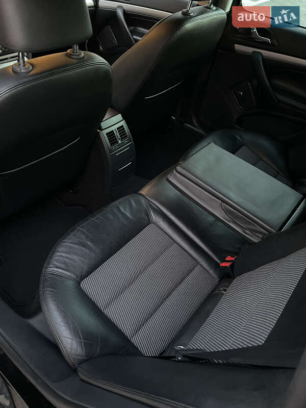 Універсал Skoda Octavia 2012 в Рівному