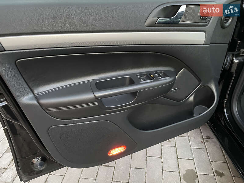 Універсал Skoda Octavia 2012 в Рівному