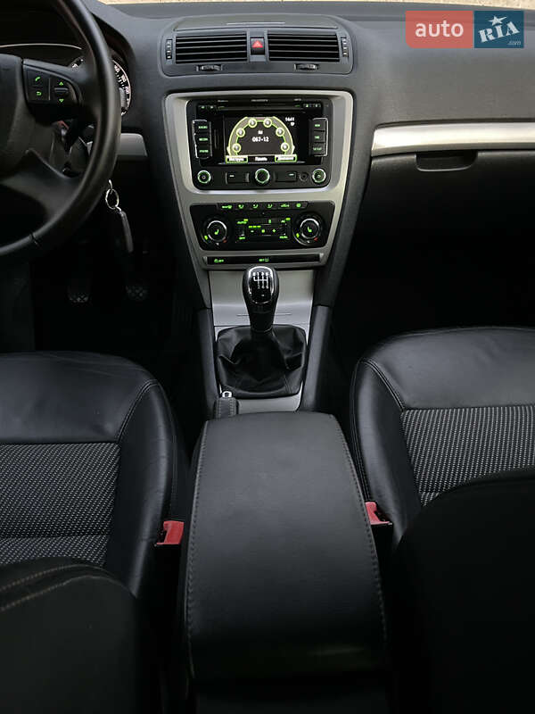 Універсал Skoda Octavia 2012 в Рівному