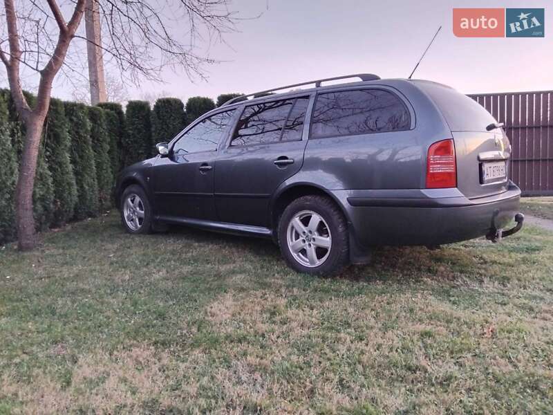 Універсал Skoda Octavia 2004 в Долині