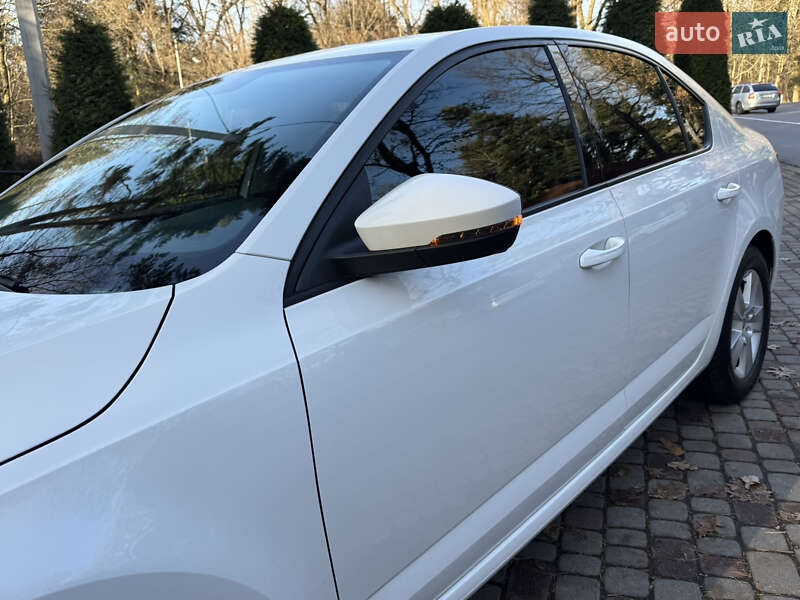 Ліфтбек Skoda Octavia 2016 в Дрогобичі