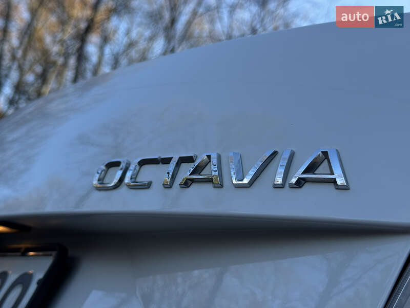 Ліфтбек Skoda Octavia 2016 в Дрогобичі