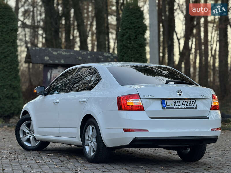 Ліфтбек Skoda Octavia 2016 в Дрогобичі