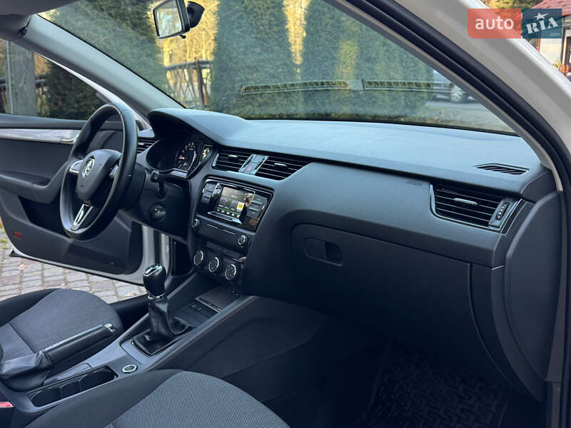 Ліфтбек Skoda Octavia 2016 в Дрогобичі