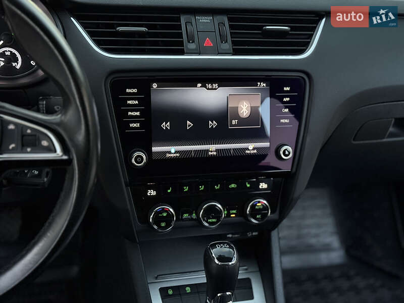 Универсал Skoda Octavia 2017 в Хмельницком