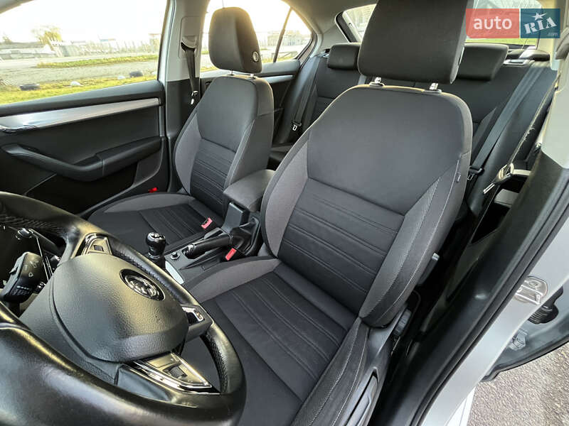 Лифтбек Skoda Octavia 2017 в Львове фото 24 Лифтбек Skoda Octavia 2017 в Львове
