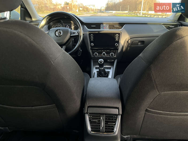 Лифтбек Skoda Octavia 2017 в Львове фото 34 Лифтбек Skoda Octavia 2017 в Львове
