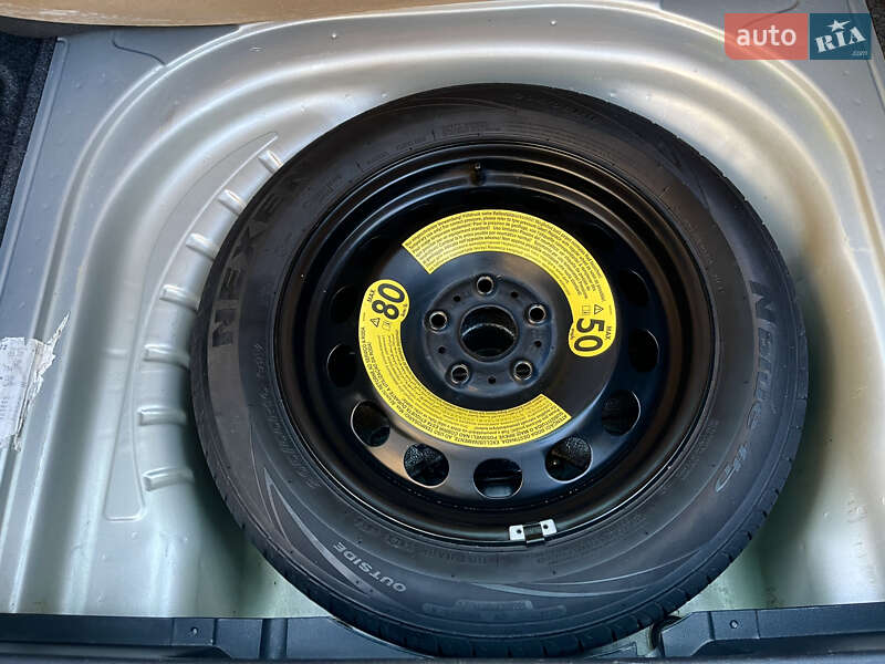 Универсал Skoda Octavia 2013 в Луцке фото 25 Универсал Skoda Octavia 2013 в Луцке