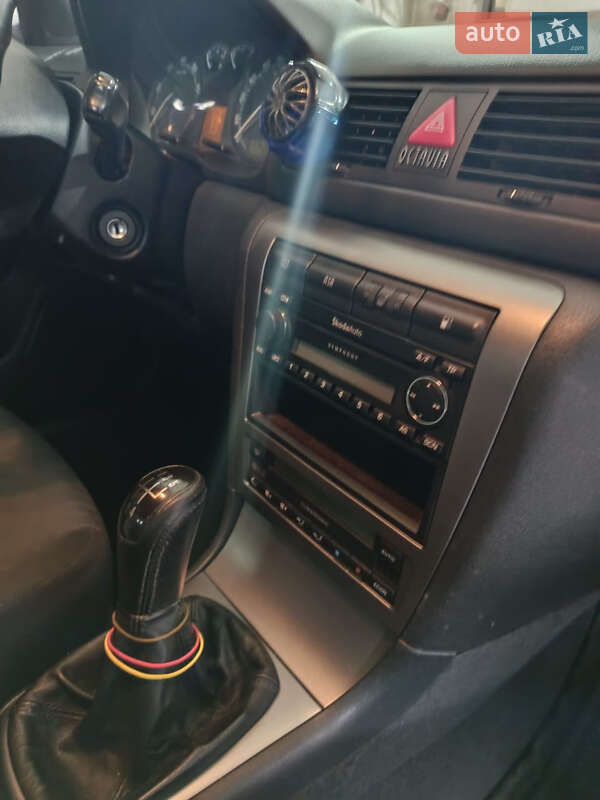 Универсал Skoda Octavia 2004 в Киеве