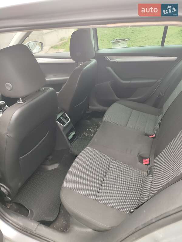 Универсал Skoda Octavia 2013 в Луцке