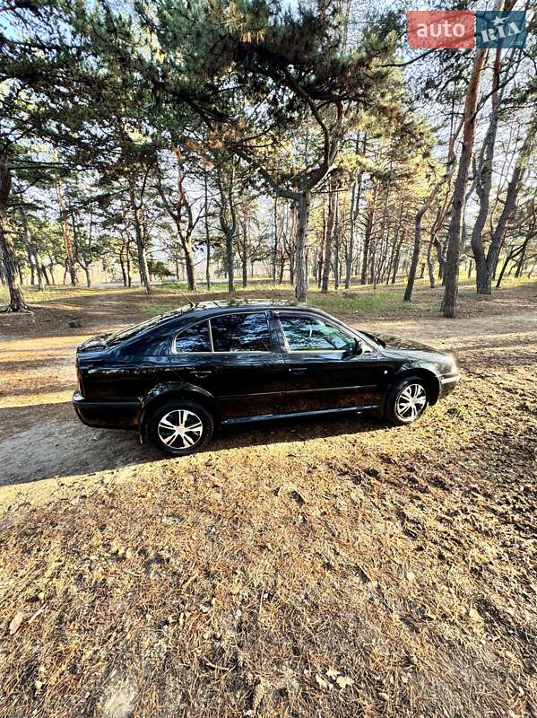 Лифтбек Skoda Octavia 2005 в Днепре