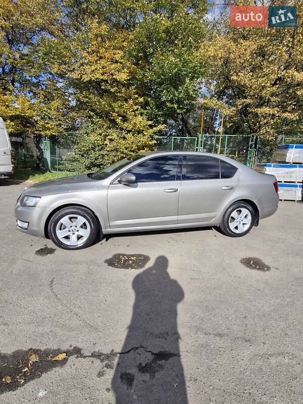 Лифтбек Skoda Octavia 2014 в Львове фото 2 Лифтбек Skoda Octavia 2014 в Львове