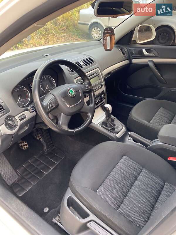 Універсал Skoda Octavia 2009 в Житомирі фото 11 Універсал Skoda Octavia 2009 в Житомирі