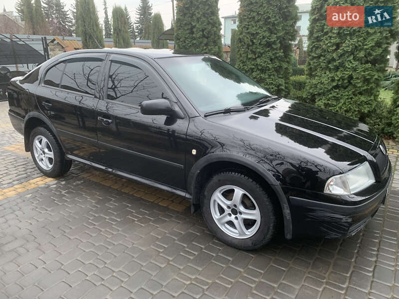 Лифтбек Skoda Octavia 2005 в Бучаче