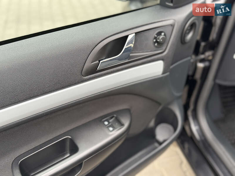 Універсал Skoda Octavia 2009 в Луцьку