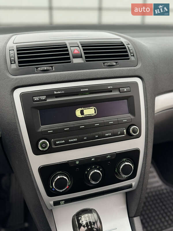 Універсал Skoda Octavia 2009 в Луцьку