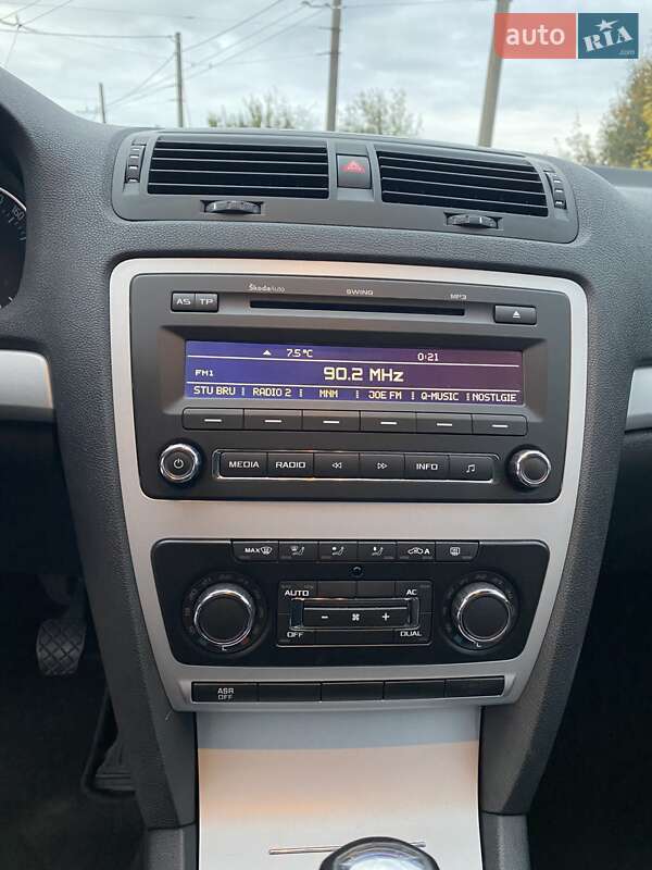 Универсал Skoda Octavia 2010 в Полтаве