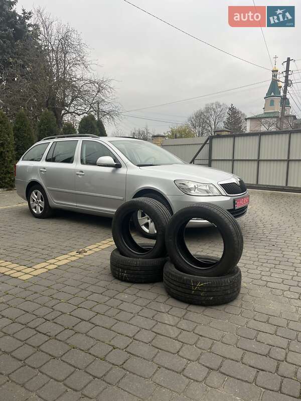 Универсал Skoda Octavia 2011 в Виннице