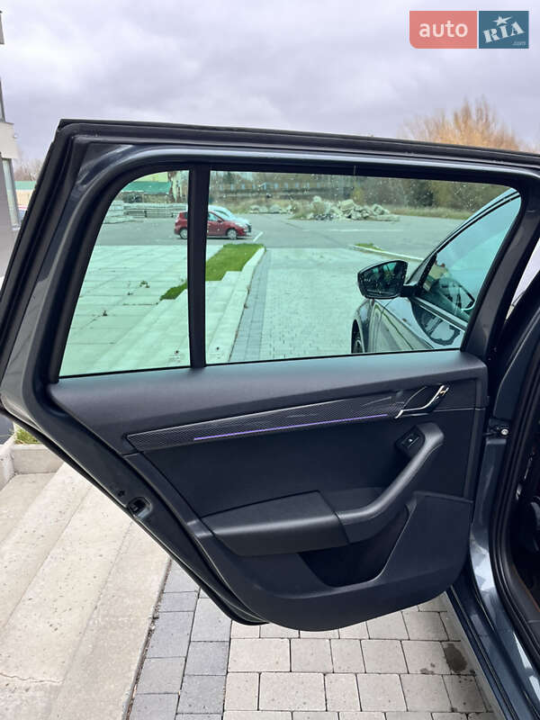 Универсал Skoda Octavia 2019 в Луцке