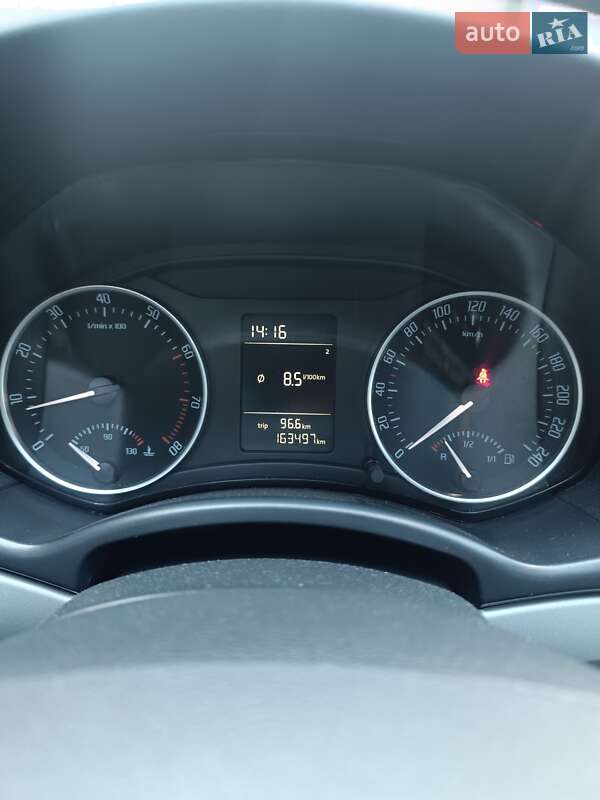 Универсал Skoda Octavia 2012 в Киеве фото 8 Универсал Skoda Octavia 2012 в Киеве