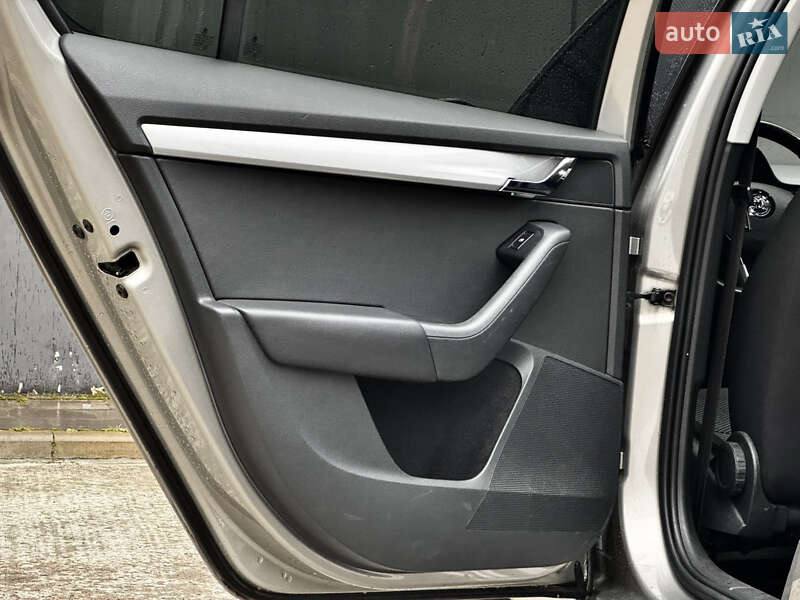 Лифтбек Skoda Octavia 2016 в Киеве фото 20 Лифтбек Skoda Octavia 2016 в Киеве