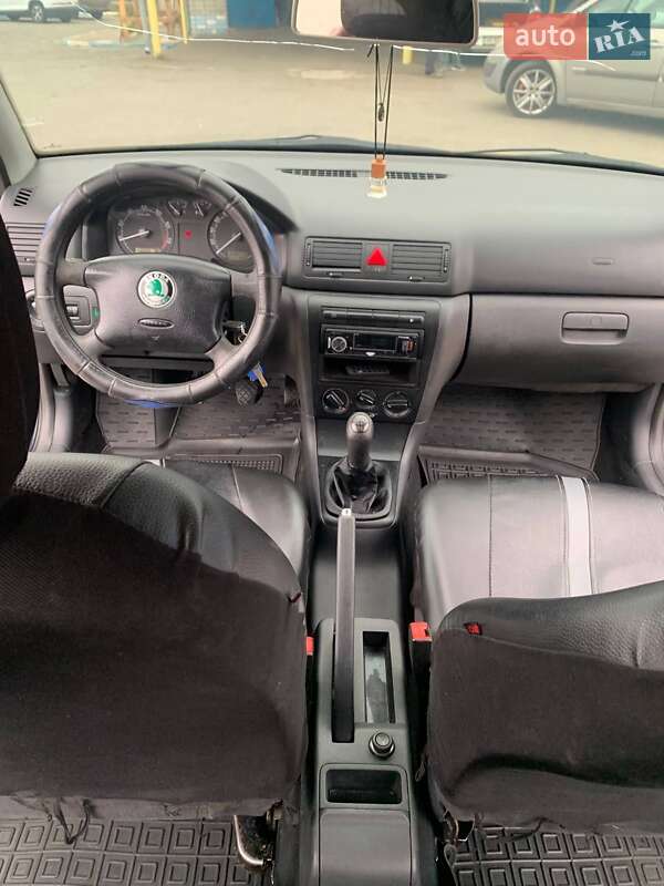 Лифтбек Skoda Octavia 2007 в Белогородке