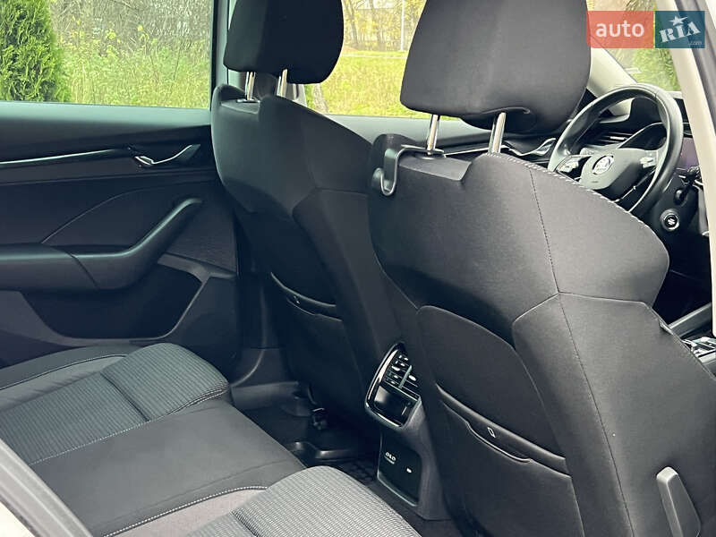 Универсал Skoda Octavia 2020 в Львове