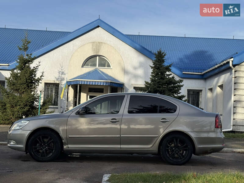 Лифтбек Skoda Octavia 2009 в Радивилове