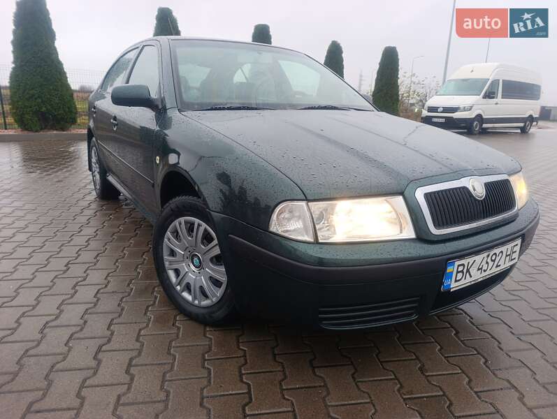 Ліфтбек Skoda Octavia 2006 в Рівному