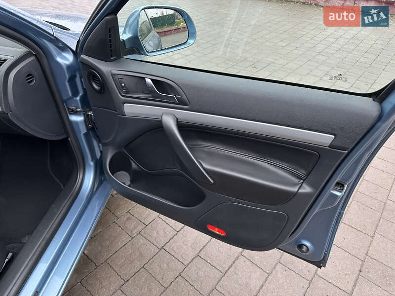 Універсал Skoda Octavia 2009 в Кам'янець-Подільському