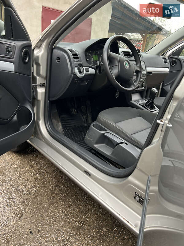 Лифтбек Skoda Octavia 2007 в Львове