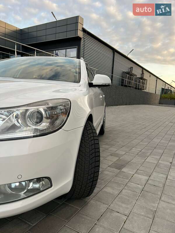 Универсал Skoda Octavia 2010 в Луцке фото 6 Универсал Skoda Octavia 2010 в Луцке