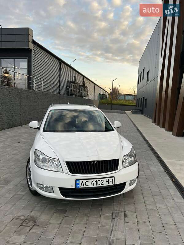 Универсал Skoda Octavia 2010 в Луцке фото 3 Универсал Skoda Octavia 2010 в Луцке