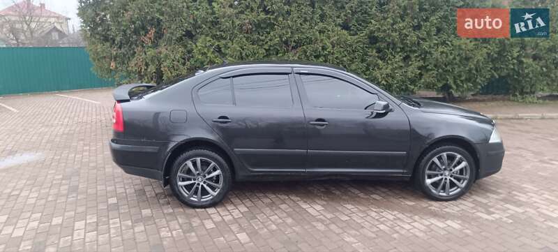 Лифтбек Skoda Octavia 2007 в Черновцах