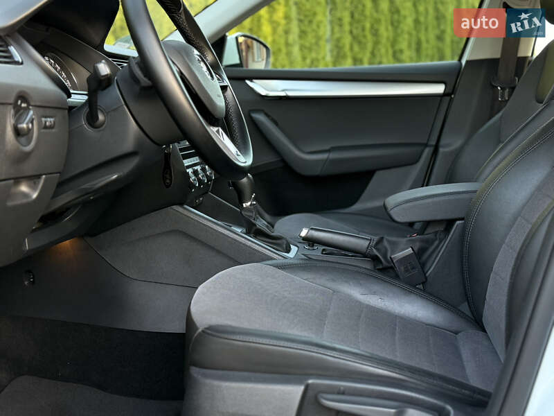 Универсал Skoda Octavia 2017 в Самборе фото 45 Универсал Skoda Octavia 2017 в Самборе