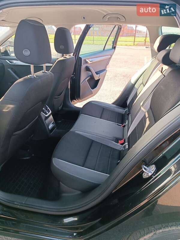 Универсал Skoda Octavia 2016 в Луцке