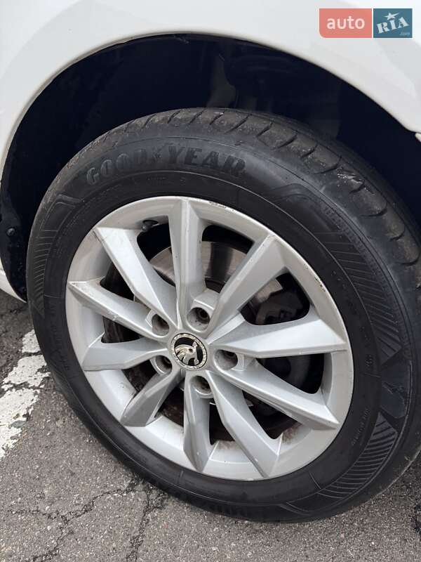 Ліфтбек Skoda Octavia 2013 в Києві