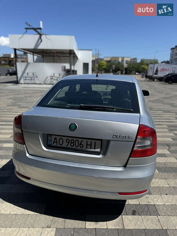 Лифтбек Skoda Octavia 2011 в Ужгороде фото 4 Лифтбек Skoda Octavia 2011 в Ужгороде