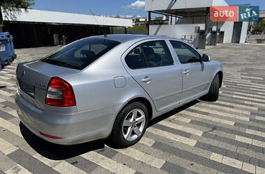 Лифтбек Skoda Octavia 2011 в Ужгороде