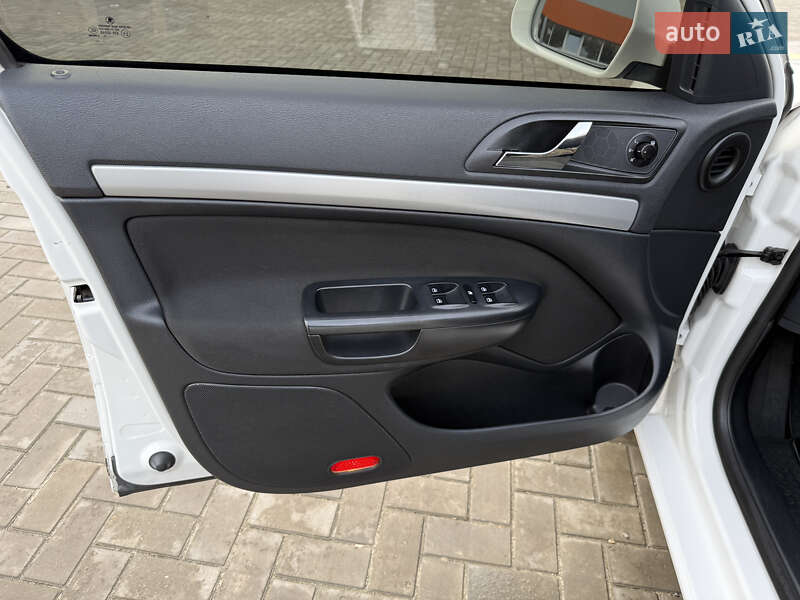 Лифтбек Skoda Octavia 2011 в Кривом Роге