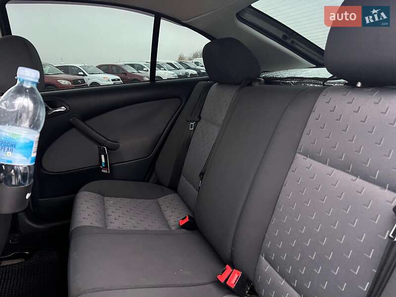 Лифтбек Skoda Octavia 2008 в Львове