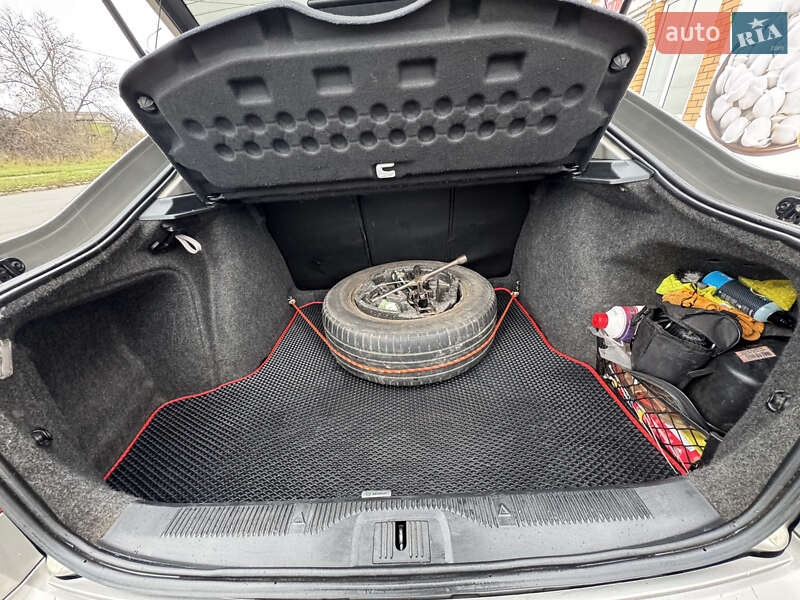 Лифтбек Skoda Octavia 2008 в Фастове