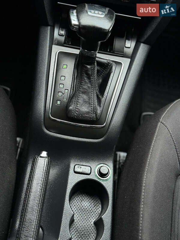 Лифтбек Skoda Octavia 2005 в Баре фото 36 Лифтбек Skoda Octavia 2005 в Баре