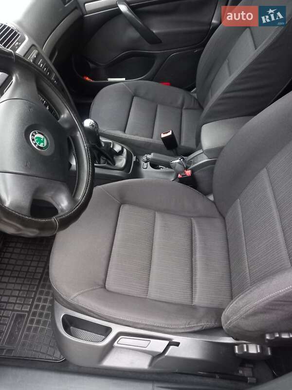 Ліфтбек Skoda Octavia 2005 в Шепетівці