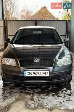 Лифтбек Skoda Octavia 2006 в Ичне