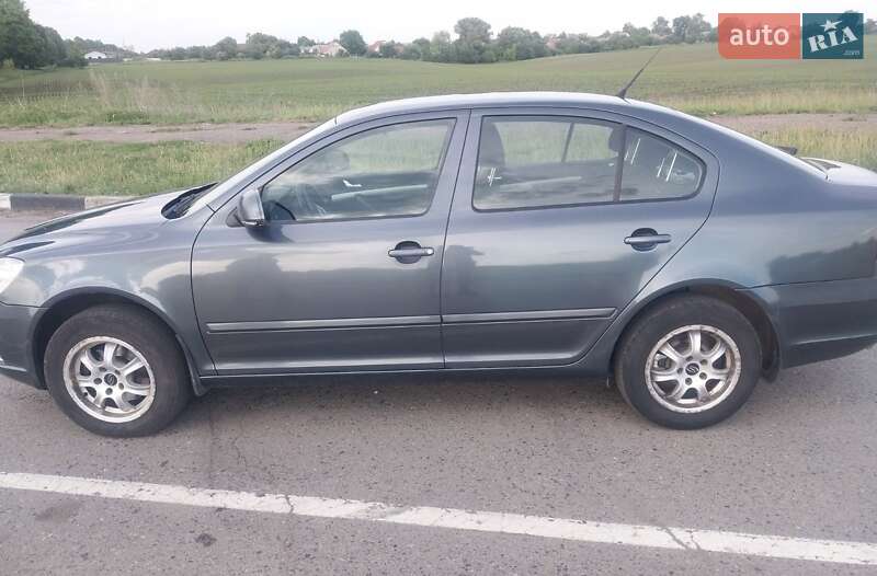 Лифтбек Skoda Octavia 2010 в Сумах